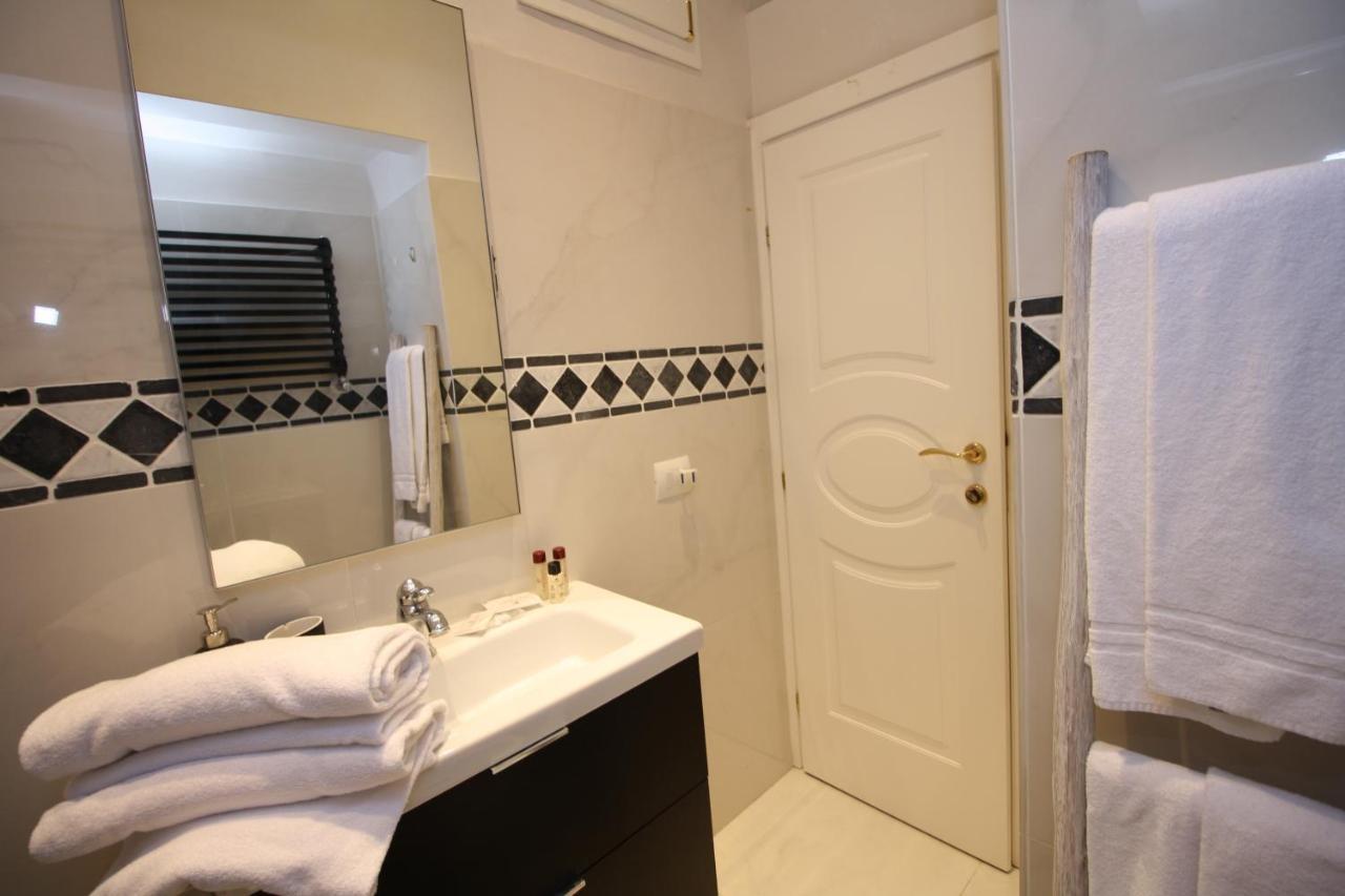 Homedoapartments Deluxe Terme Suite Floransa Dış mekan fotoğraf